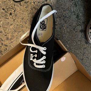 Vans Mens Size 12 Black Brand New Never Worn
